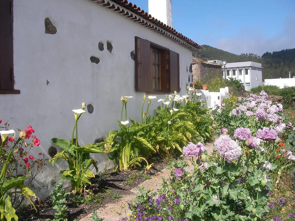 Отель Casa Rural Erjos Лос-Силос Испания